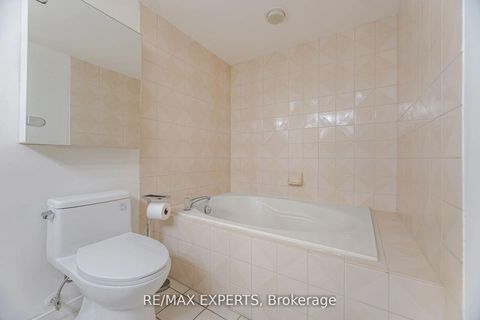 Photo 24 at 305 - 100 Arbors Lane, West Woodbridge, Vaughan