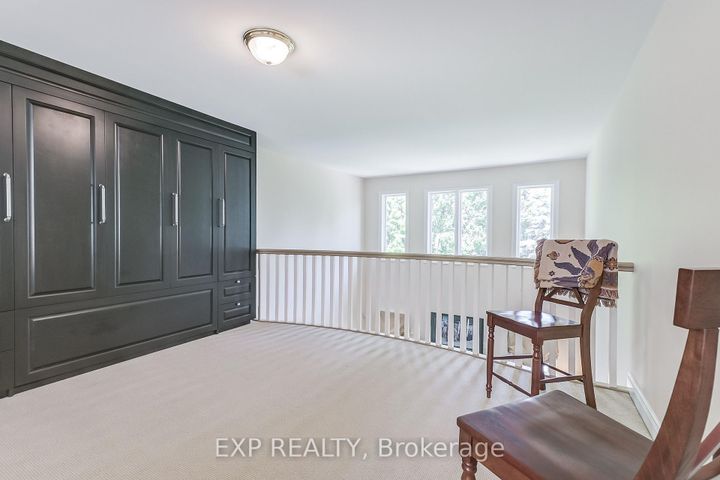 Photo 14 at 806 Hidden Grove Lane, Lorne Park, Mississauga