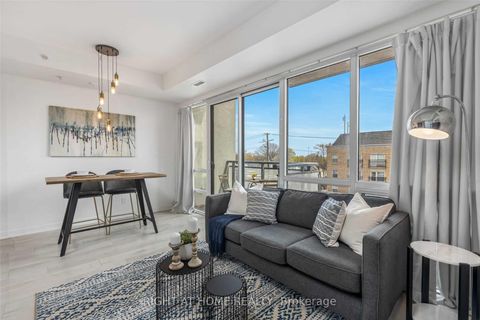 Photo 12 at 410 - 760 The Queensway, Queensway, Toronto