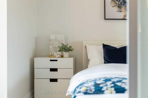 Photo 16 at 410 - 760 The Queensway, Queensway, Toronto