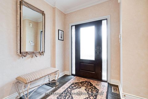 Photo 6 at 66 Sanibel Crescent, Uplands, Vaughan