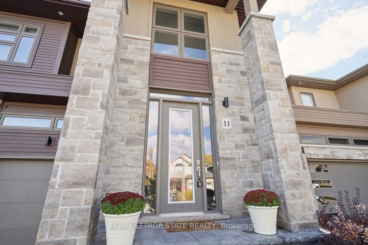 Photo 1 at 11 Secinaro Avenue, Ancaster, Hamilton
