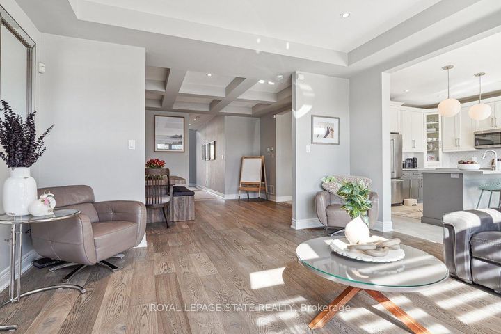 Photo 14 at 11 Secinaro Avenue, Ancaster, Hamilton