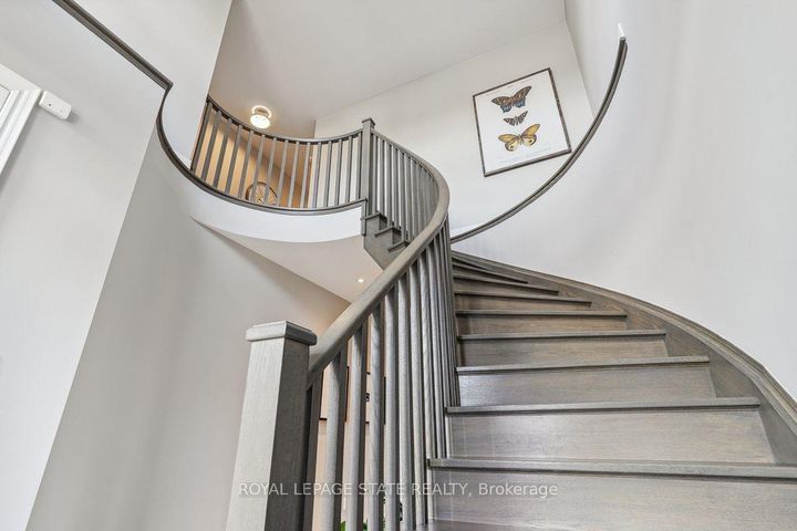 Photo 20 at 11 Secinaro Avenue, Ancaster, Hamilton