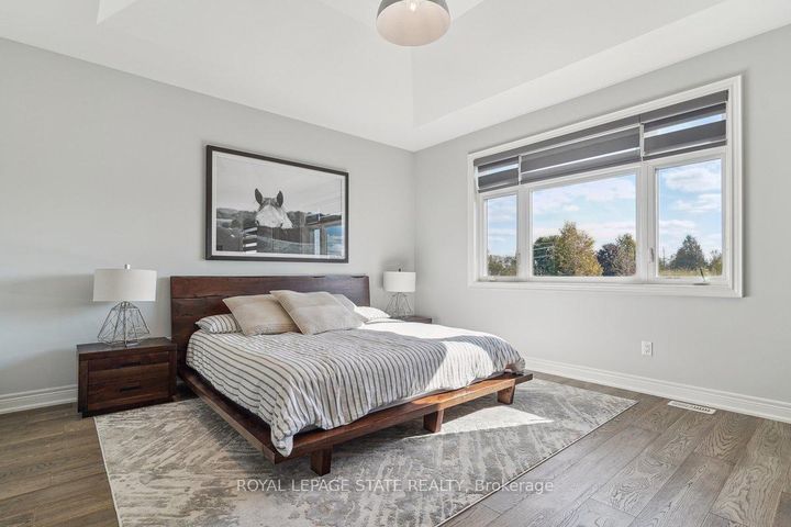 Photo 21 at 11 Secinaro Avenue, Ancaster, Hamilton