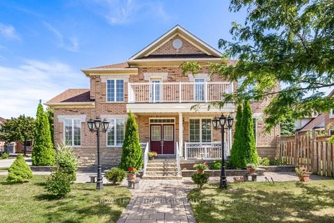 Photo 0 at 73 Hollywood Hill Circle, Vellore Village, Vaughan