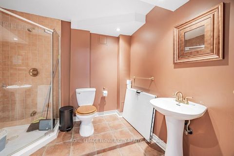 Photo 29 at 73 Hollywood Hill Circle, Vellore Village, Vaughan
