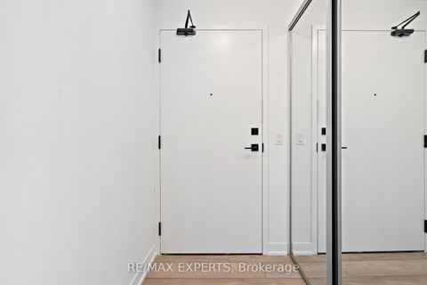 Photo 4 at 2521 - 10 Abeja Street, Concord, Vaughan