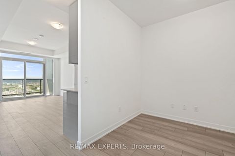 Photo 6 at 2521 - 10 Abeja Street, Concord, Vaughan