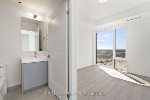 Photo 18 at 2521 - 10 Abeja Street, Concord, Vaughan