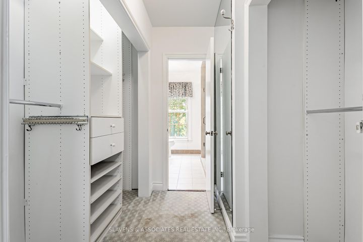 Photo 22 at 123 Lord Seaton Road, Windfields, Toronto