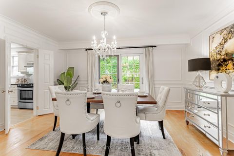 Photo 9 at 123 Lord Seaton Road, Windfields, Toronto