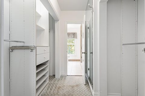 Photo 22 at 123 Lord Seaton Road, Windfields, Toronto