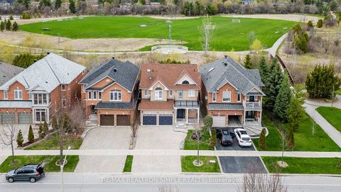 Photo 3 at 60 Regatta Avenue, Oak Ridges, Richmond Hill