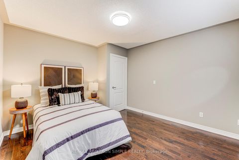 Photo 12 at 60 Regatta Avenue, Oak Ridges, Richmond Hill