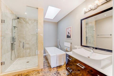 Photo 17 at 60 Regatta Avenue, Oak Ridges, Richmond Hill