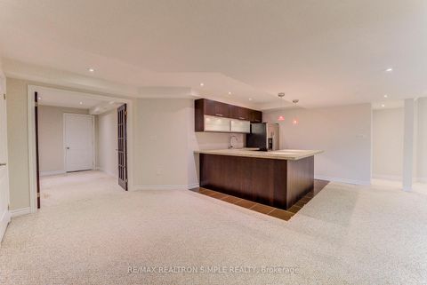 Photo 24 at 60 Regatta Avenue, Oak Ridges, Richmond Hill