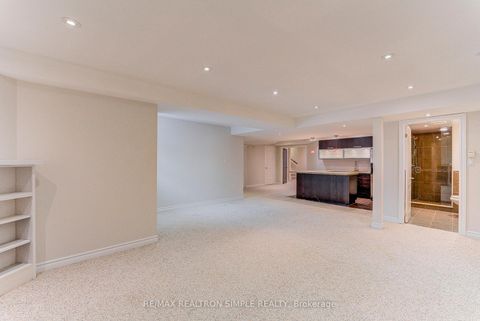 Photo 27 at 60 Regatta Avenue, Oak Ridges, Richmond Hill