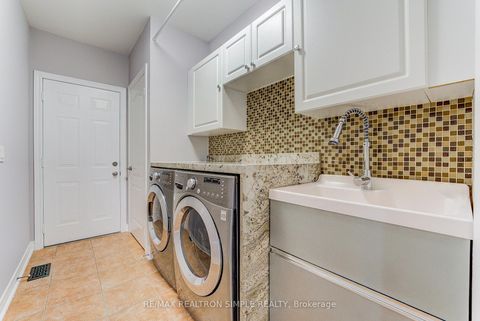 Photo 35 at 60 Regatta Avenue, Oak Ridges, Richmond Hill