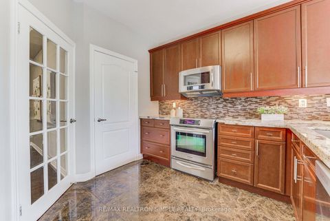 Photo 37 at 60 Regatta Avenue, Oak Ridges, Richmond Hill