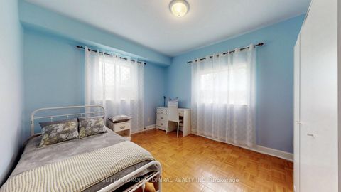 Photo 24 at 90 Westmoreland Avenue, Junction, Toronto
