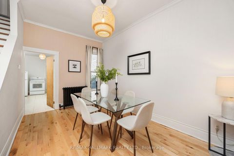 Photo 6 at 690 Adelaide Street W, Niagara, Toronto