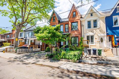 Photo 28 at 690 Adelaide Street W, Niagara, Toronto