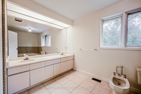Photo 21 at 2260 Cedarberry Court, FD Ford, Oakville