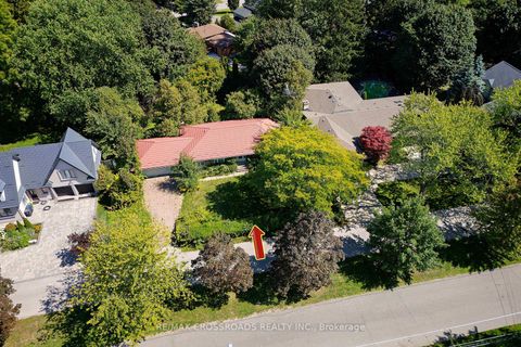Photo 3 at 11 Faircroft Boulevard, Cliffcrest, Toronto