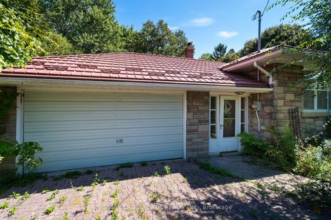 Photo 39 at 11 Faircroft Boulevard, Cliffcrest, Toronto