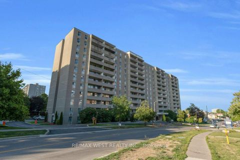 Photo 1 at 203 - 2 Glamorgan Avenue, Dorset Park, Toronto