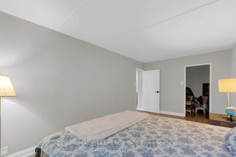 Photo 20 at 203 - 2 Glamorgan Avenue, Dorset Park, Toronto