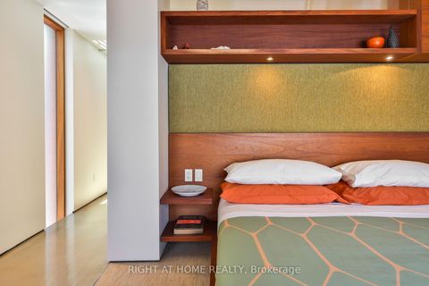Photo 17 at 694 Richmond Street W, Niagara, Toronto