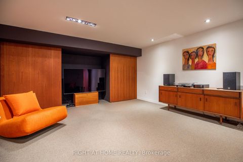 Photo 34 at 694 Richmond Street W, Niagara, Toronto