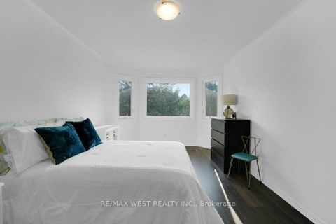 Photo 28 at 1 Langford Street, Harding, Richmond Hill