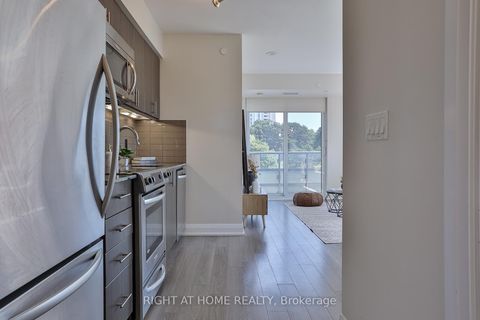 Photo 5 at 709 - 18 Graydon Hall Drive, Donalda, Toronto