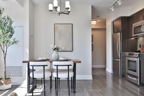 Photo 11 at 709 - 18 Graydon Hall Drive, Donalda, Toronto