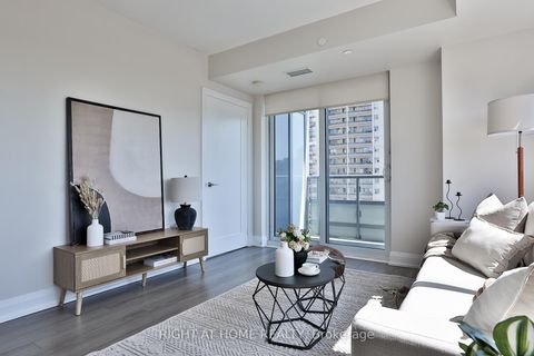 Photo 12 at 709 - 18 Graydon Hall Drive, Donalda, Toronto