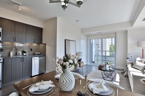 Photo 13 at 709 - 18 Graydon Hall Drive, Donalda, Toronto
