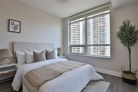 Photo 16 at 709 - 18 Graydon Hall Drive, Donalda, Toronto