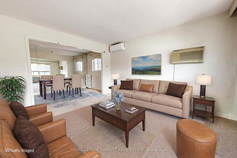 Photo 2 at 18 Stephen Drive, Queensway, Toronto
