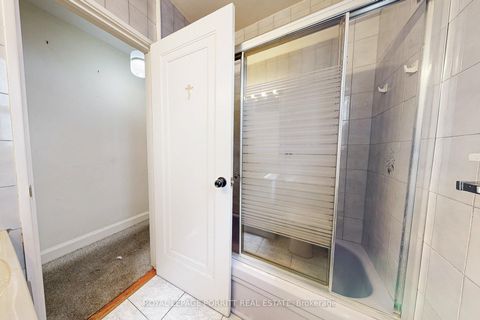 Photo 19 at 18 Stephen Drive, Queensway, Toronto