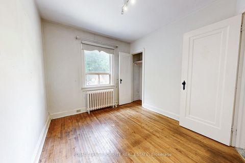 Photo 22 at 18 Stephen Drive, Queensway, Toronto