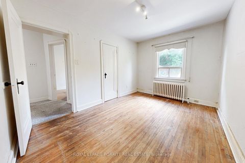 Photo 23 at 18 Stephen Drive, Queensway, Toronto