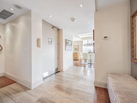 Photo 4 at 8 - 423 Avenue Road, St. Clair, Toronto