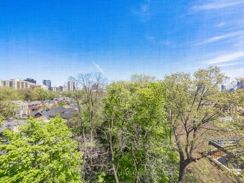 Photo 30 at 8 - 423 Avenue Road, St. Clair, Toronto
