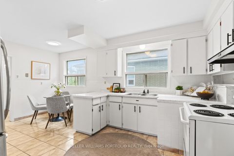 Photo 7 at 378 Cummer Avenue, Newtonbrook East, Toronto