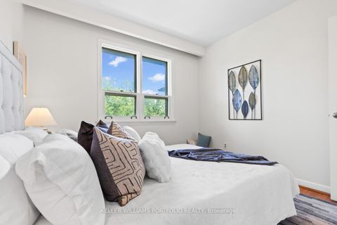 Photo 10 at 378 Cummer Avenue, Newtonbrook East, Toronto