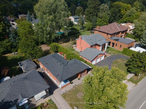 Photo 16 at 378 Cummer Avenue, Newtonbrook East, Toronto