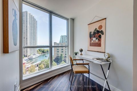 Photo 1 at 903 - 208 Queens Quay W, Waterfront Communities C1, Toronto